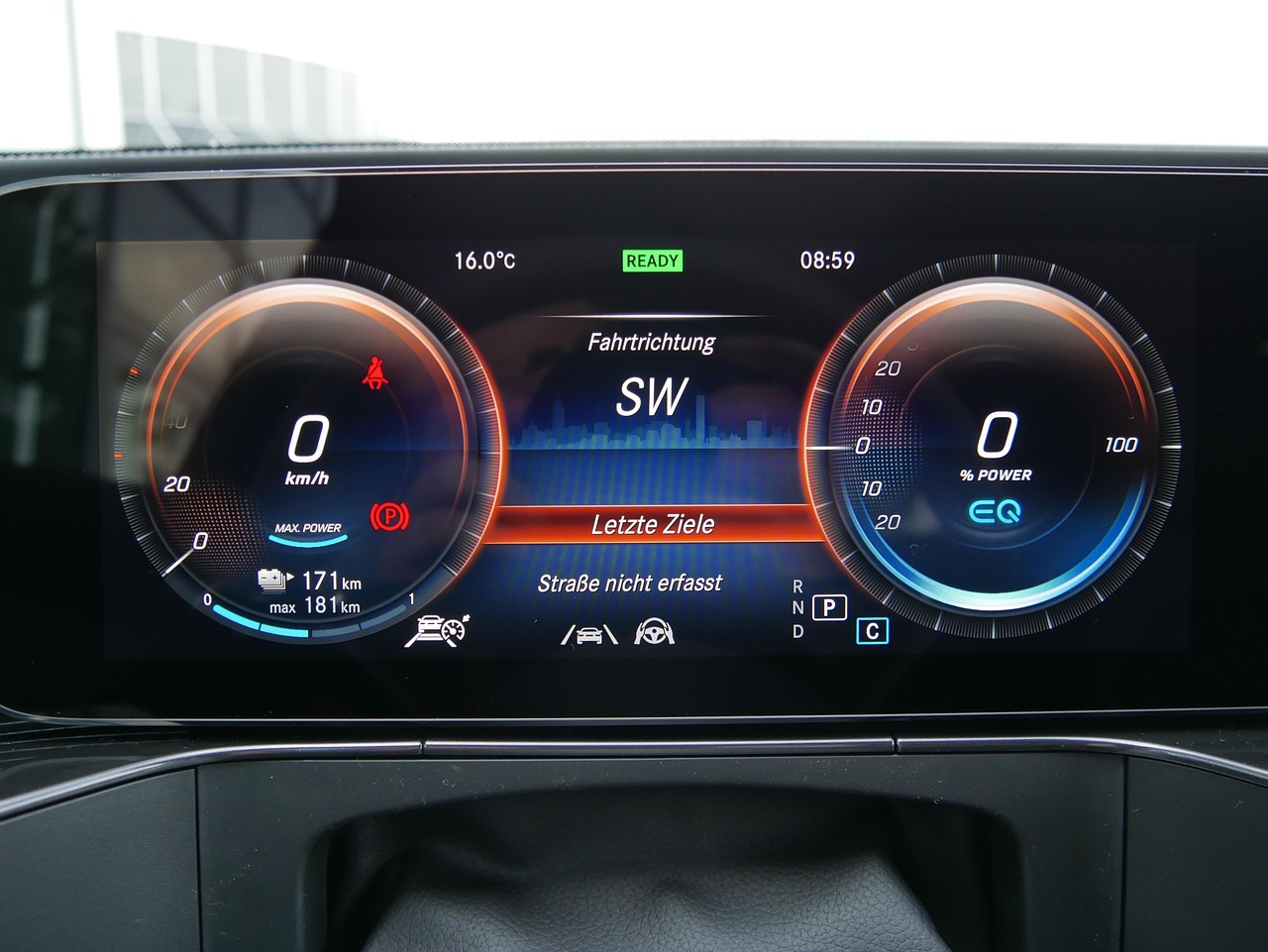 entdecken sie die welt der elektroautos: umweltfreundliche fortbewegung, innovative technologien und die vorteile für eine nachhaltige zukunft.