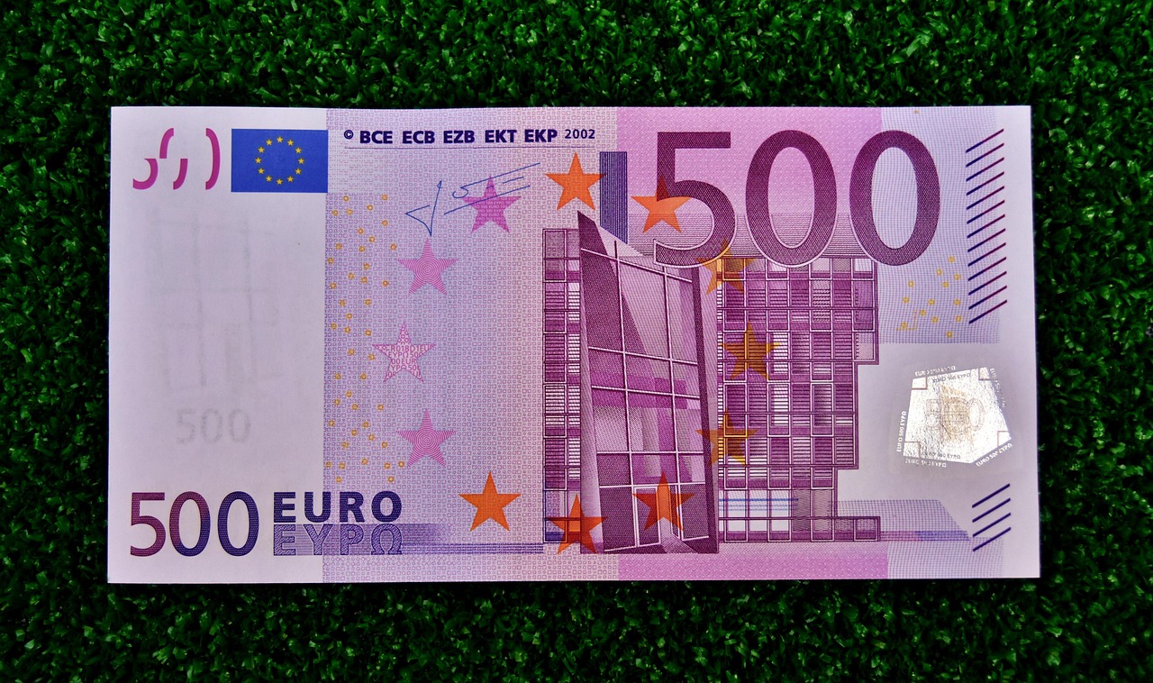 entdecken sie alles über den digitalen euro: funktionsweise, vorteile, sicherheit und wie er die zukunft des digitalen zahlungsverkehrs in europa verändert. jetzt mehr erfahren!