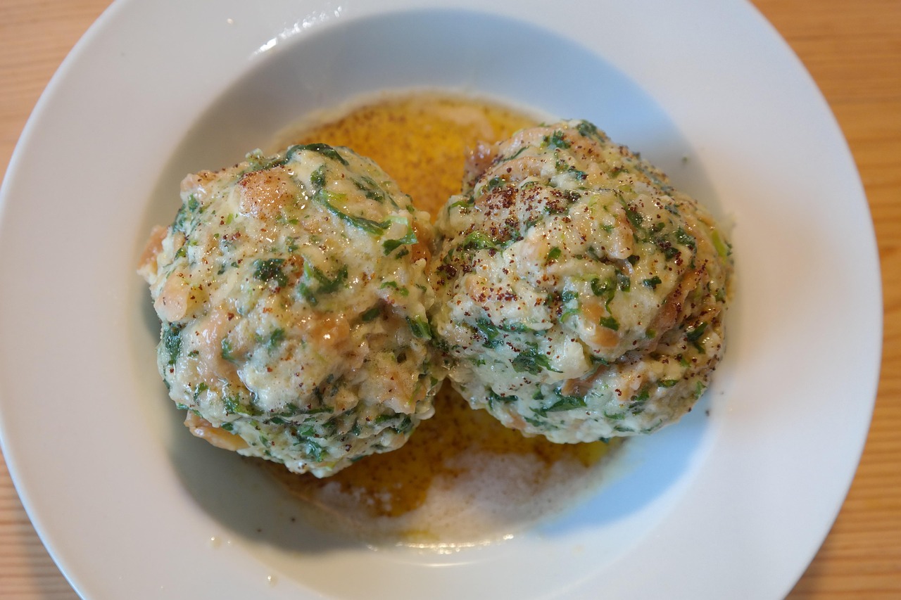 entdecken sie die vielfalt der deutschen küche mit traditionellen rezepten, regionalen spezialitäten und herzhaften aromen, die die esskultur deutschlands prägen.
