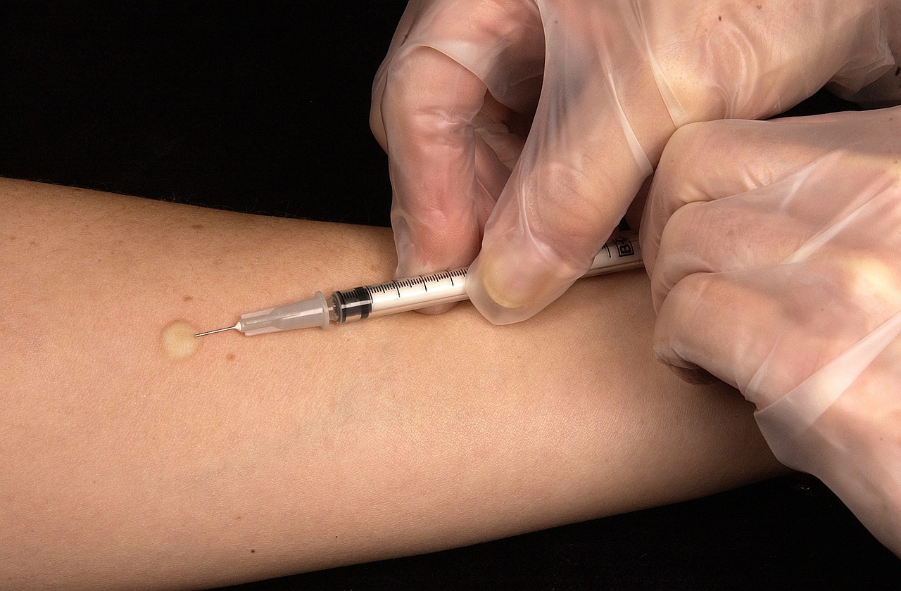 erfahren sie alles über das immunsystem: funktionen, aufbau, wie es unseren körper schützt und wie sie ihre immunabwehr stärken können. tipps für ein gesundes immunsystem.